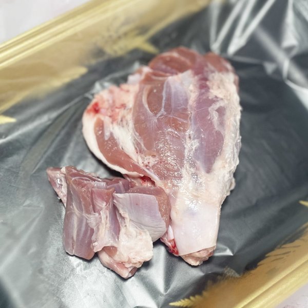 画像1: 国産豚すね肉 (1)