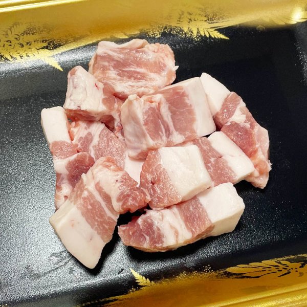 画像1: 色々使える！国産豚ロース・カブリの角切り (1)