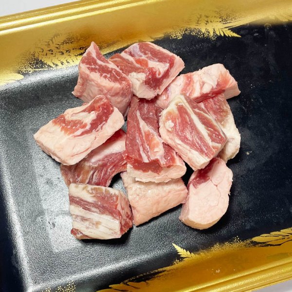 画像1: 物価高対策シリーズ・脂が美味しい中落ちサイコロステーキ【アメリカ産】 (1)
