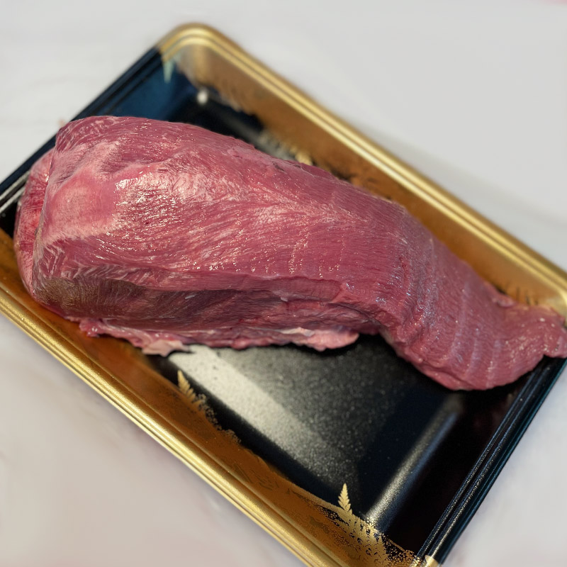 国産牛タン　丸ごと1つ　国産牛肉　送料無料